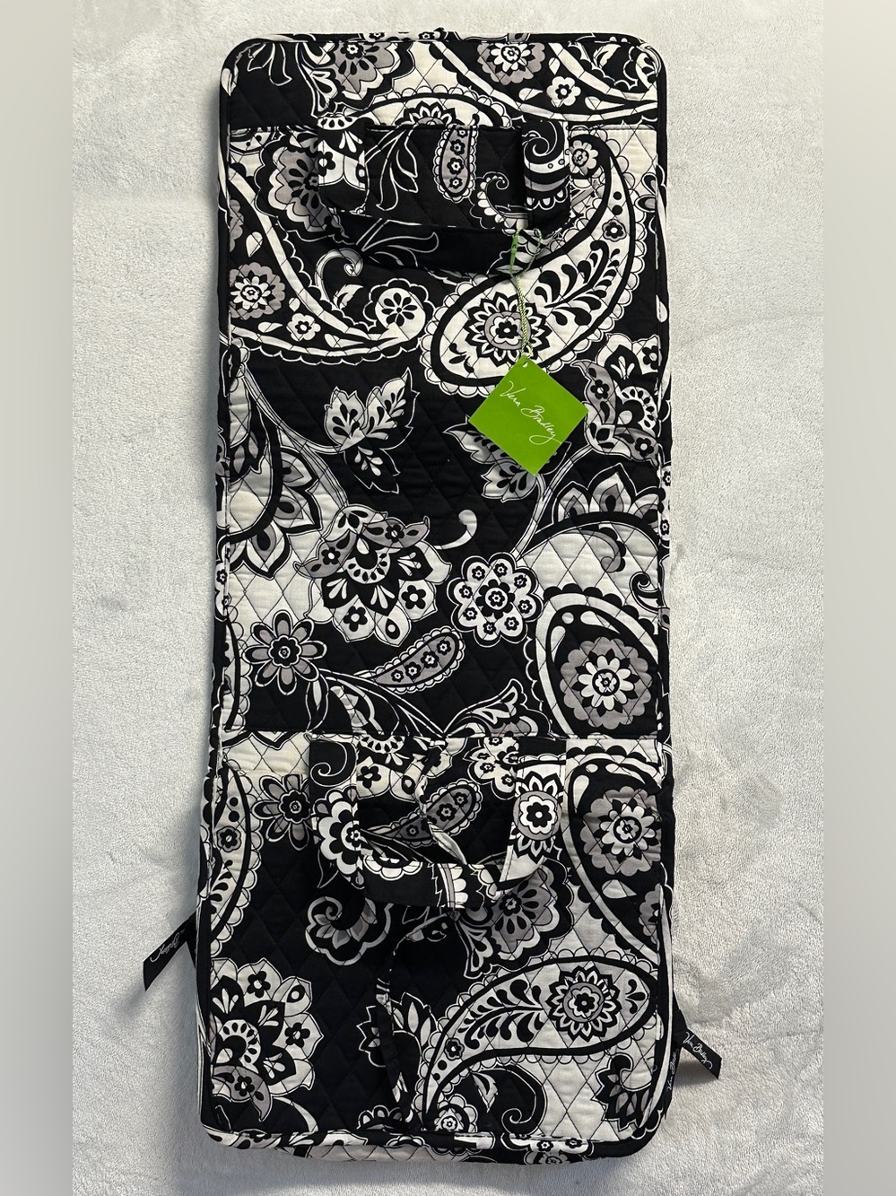 VERA BRADLEY black white "midnight paisley" multi-pocket hanging organizer, NWT.